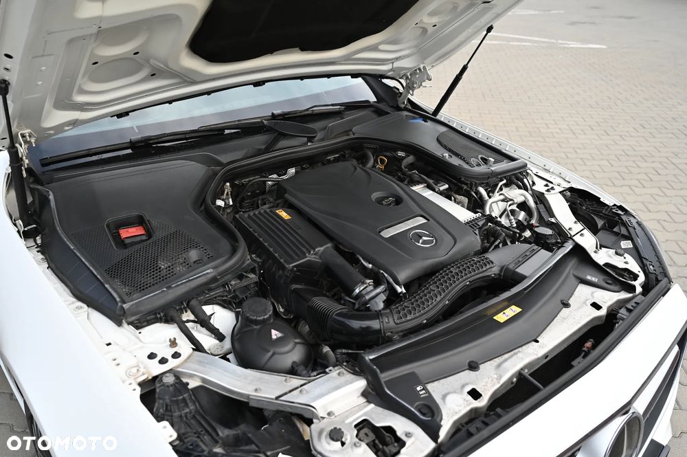 Mercedes-Benz Klasa E 200 9G-TRONIC - 20