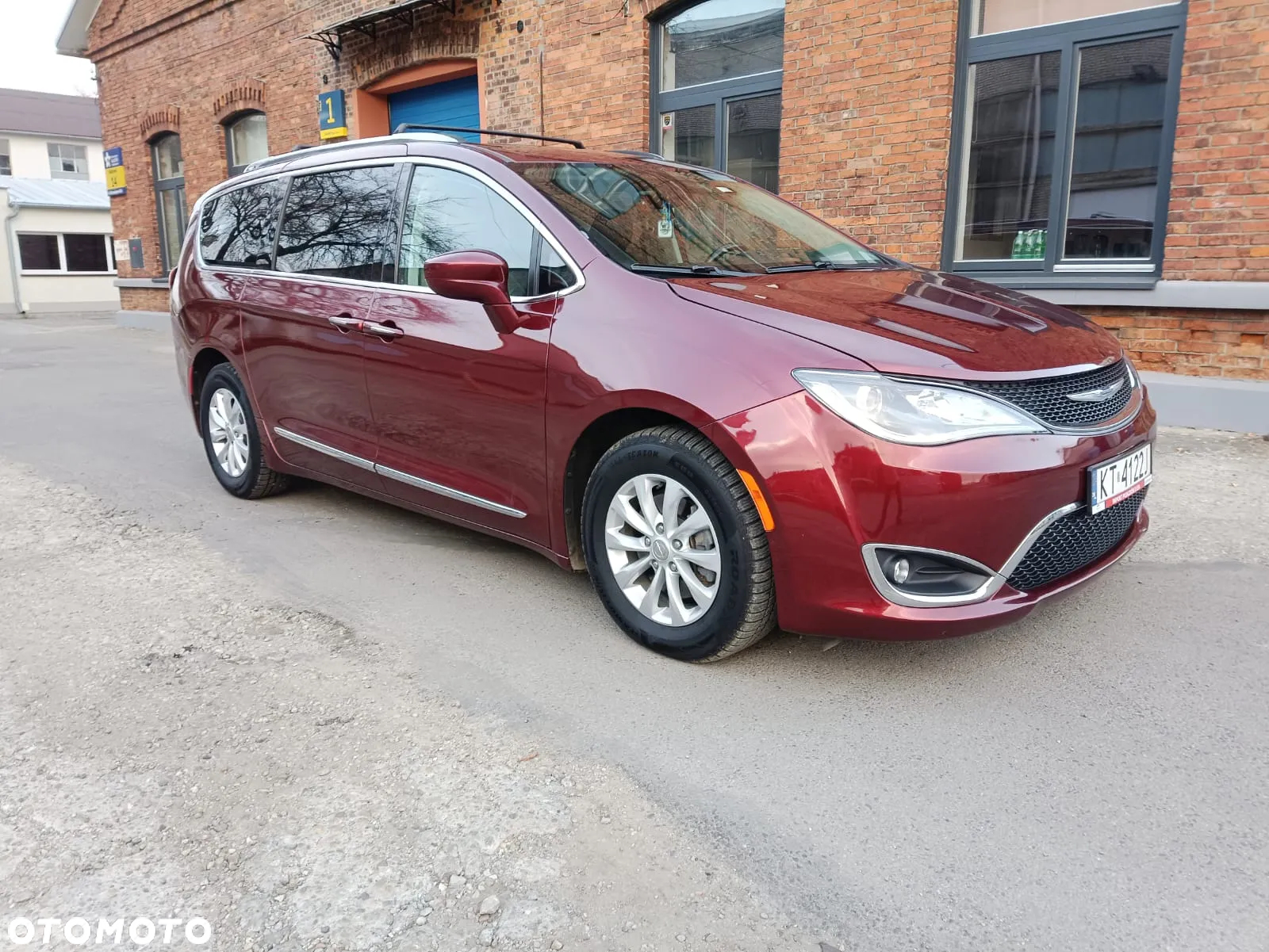 Chrysler Pacifica - 14
