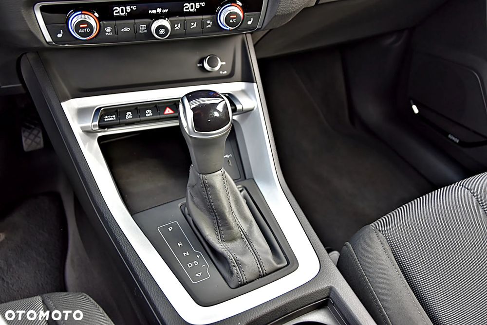 Audi Q3 35 TFSI S tronic - 32