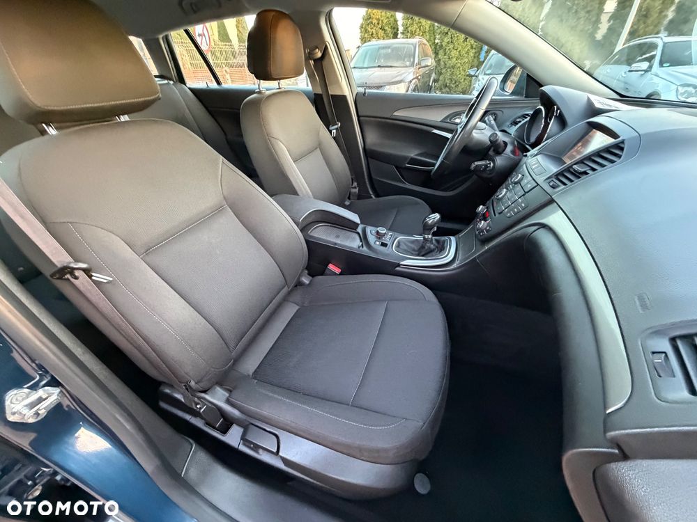 Opel Insignia 2.0 Turbo Edition - 35