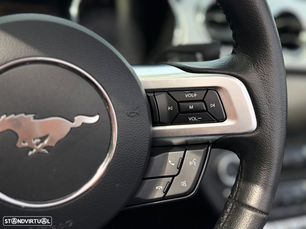 Ford Mustang 2.3i EcoBoost - 24