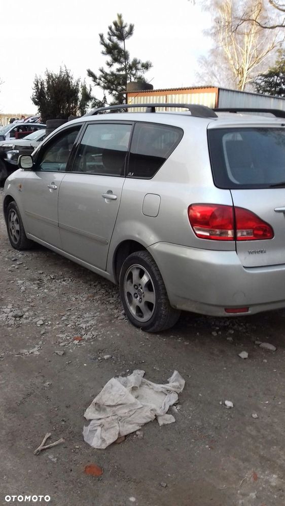 Avensis Verso 01-06r pompa paliwa wkład pływak 2,0 vvti - 5