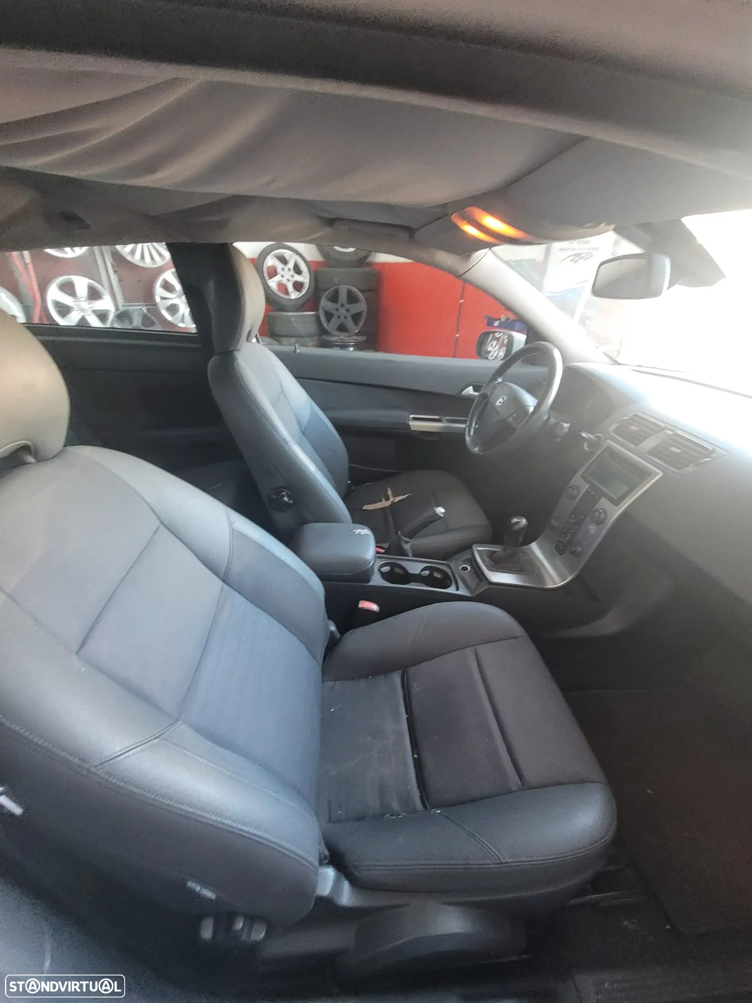 Volvo C30 1.6D de 2006 ás peças - 5