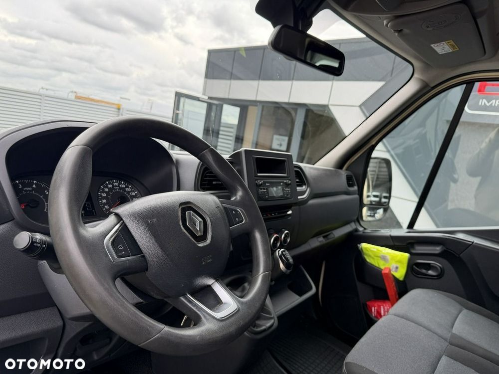 Renault Master - 10