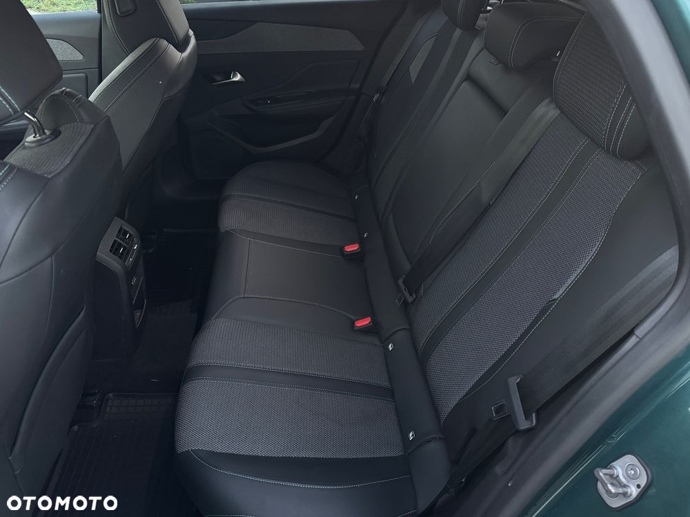 Peugeot 308 1.5 BlueHDi Allure S&S EAT8 - 26