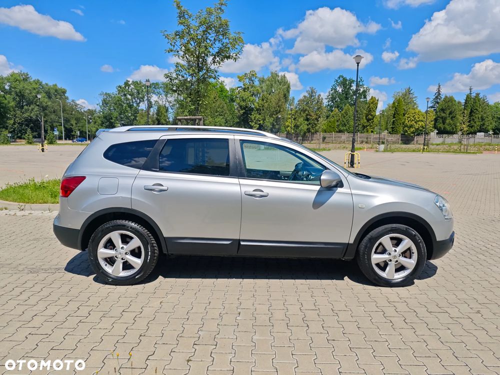 Nissan Qashqai+2 - 21