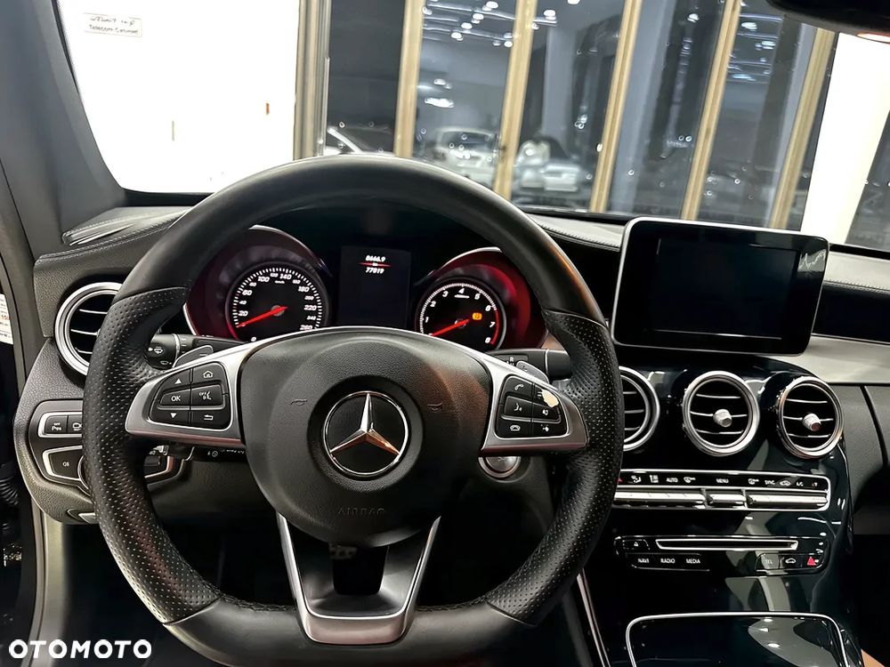 Mercedes-Benz Klasa C 200 4Matic 9G-TRONIC AMG Line - 8