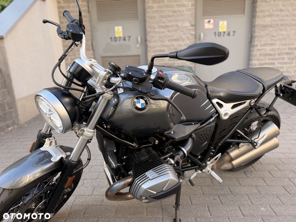 BMW R - 19