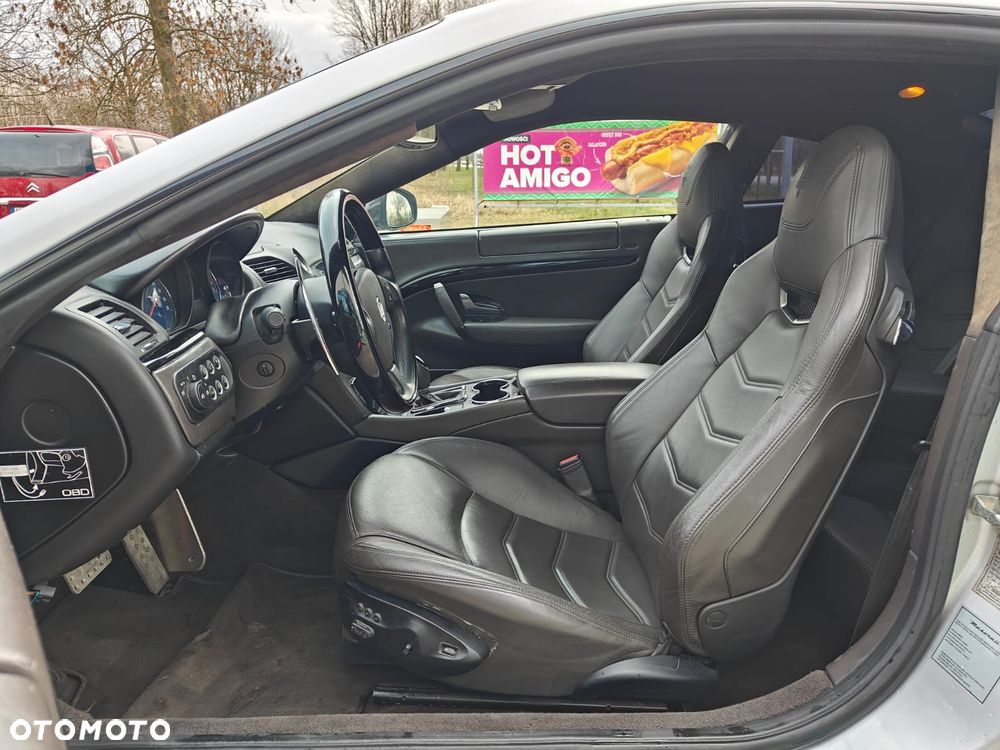 Maserati GranTurismo - 10