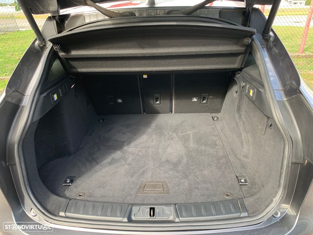 Jaguar F-Pace 2.0 i4D R-Sport Aut. - 35