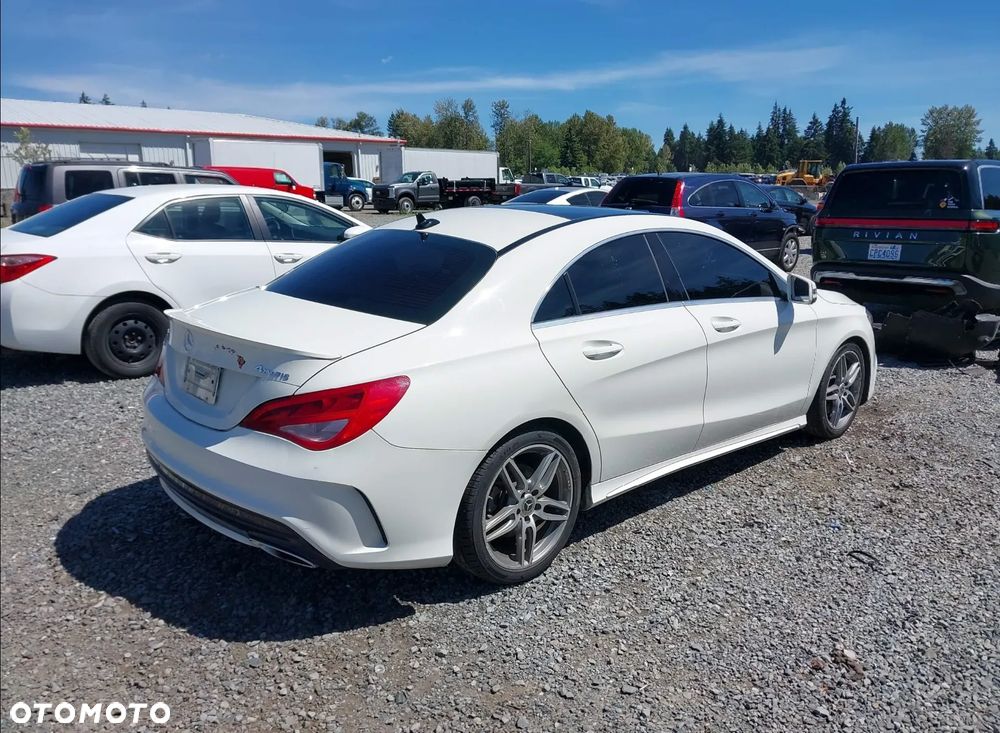 Mercedes-Benz CLA - 2
