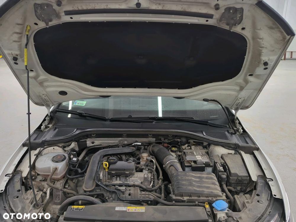 Volkswagen Golf 1.0 TSI Life - 22