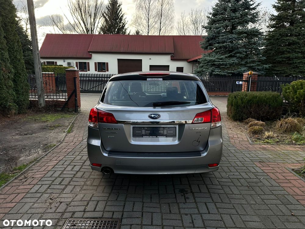 Subaru Legacy - 6