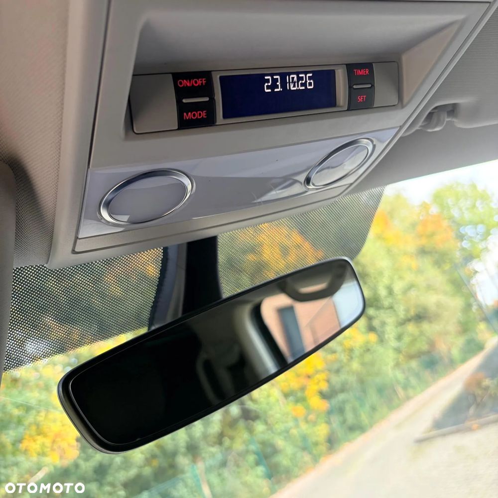 Volkswagen Multivan 2.0 TDI L1 Comfortline - 15