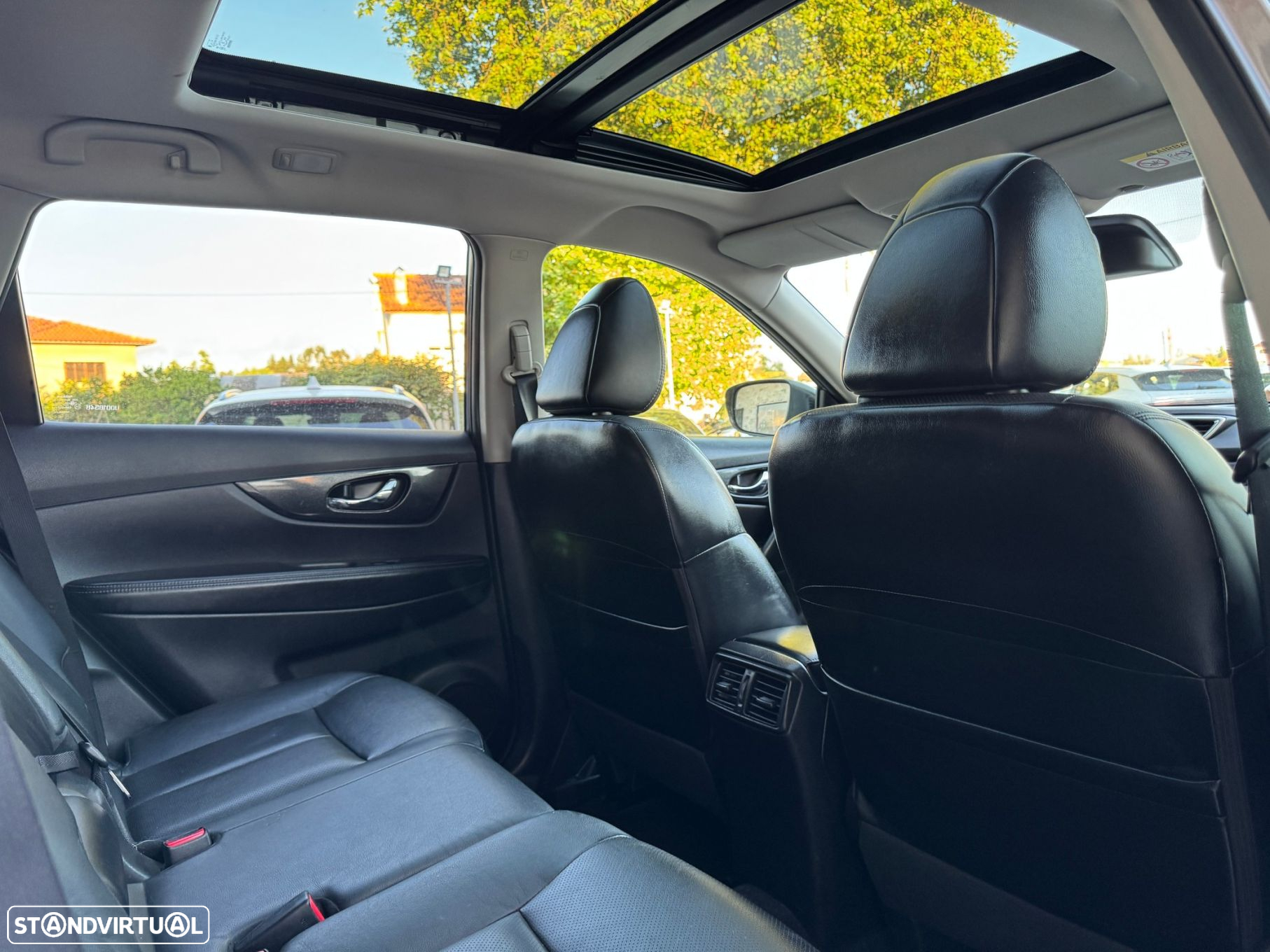 Nissan X-Trail 1.6 dCi Tekna Xtronic - 17