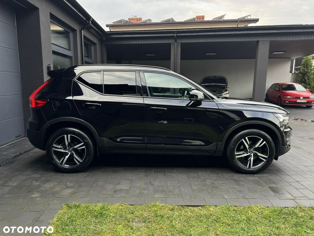 Volvo XC 40 D3 SCR R-Design - 8