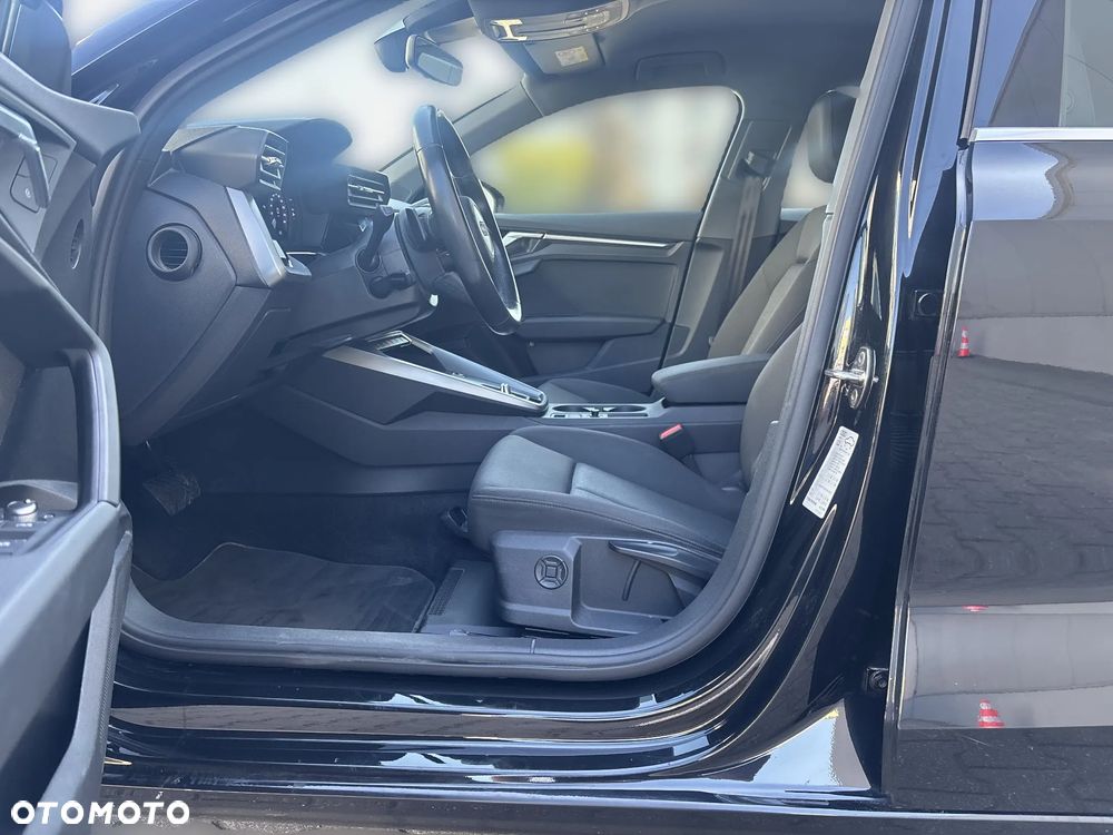 Audi A3 Limousine 35 TFSI mHEV S tronic - 29