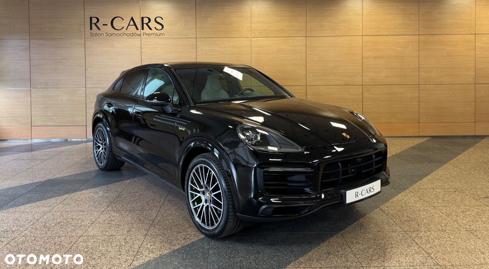 Porsche Cayenne - 1