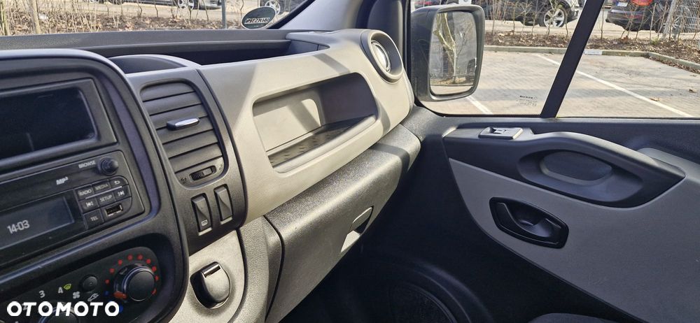 Renault Trafic - 26