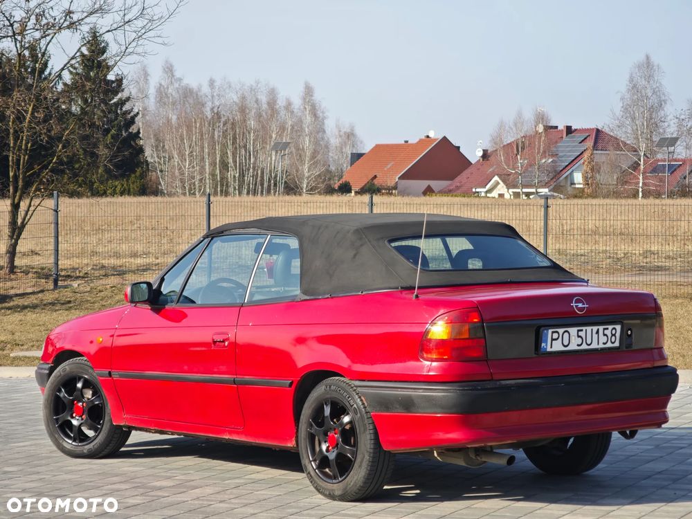 Opel Astra 1.6 GT - 6