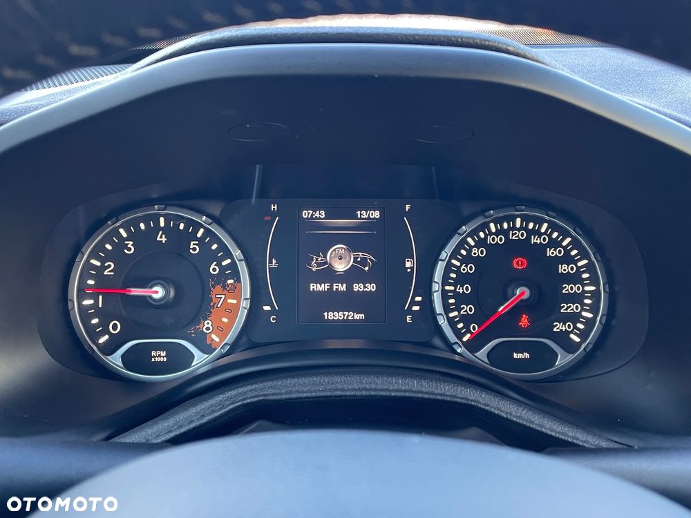 Jeep Renegade 1.6 E-TorQ Longitude - 11