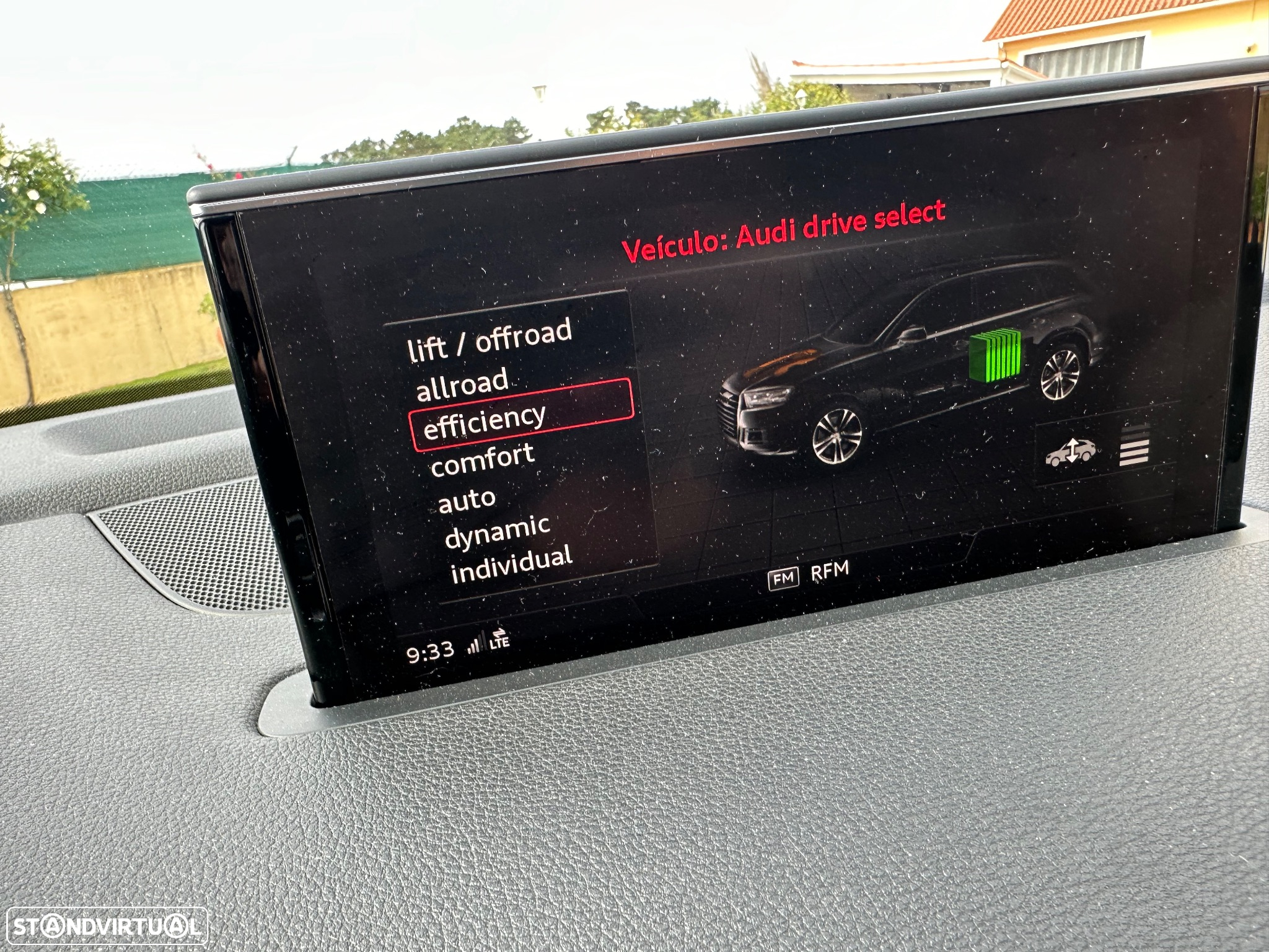Audi Q7 3.0 TDI E-tron quattro Tiptronic - 33