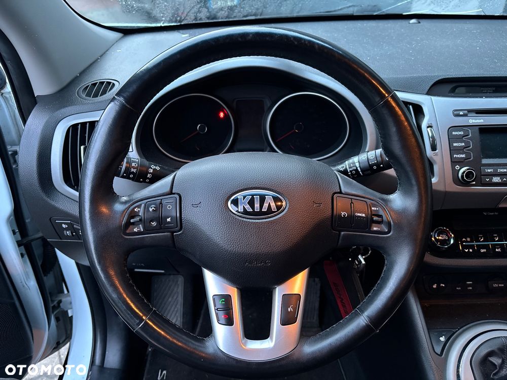 Kia Sportage - 16