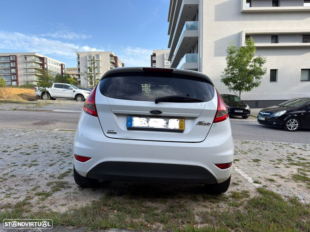 Ford Fiesta 1.4 TDCI Techno - 11