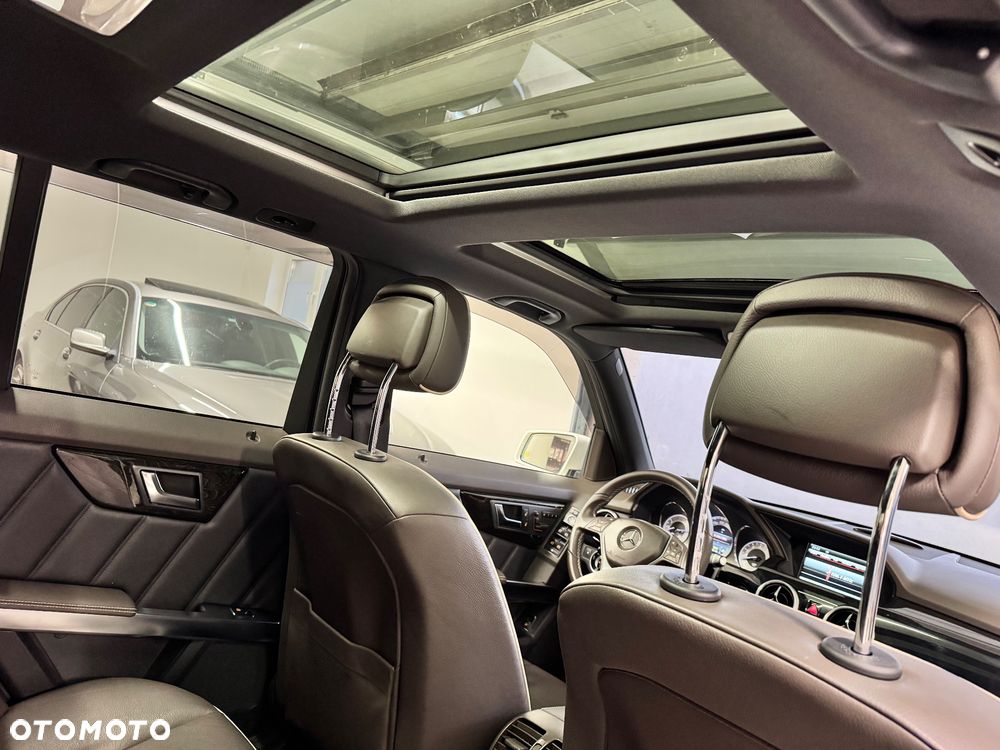 Mercedes-Benz GLK 350 4Matic (BlueEFFICIENCY) 7G-TRONIC - 18