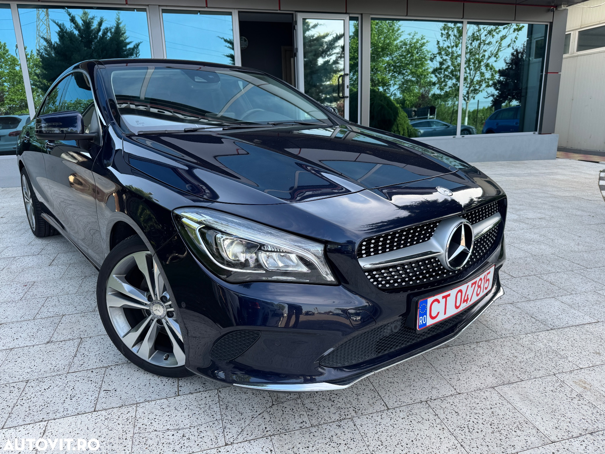 Mercedes-Benz CLA - 10