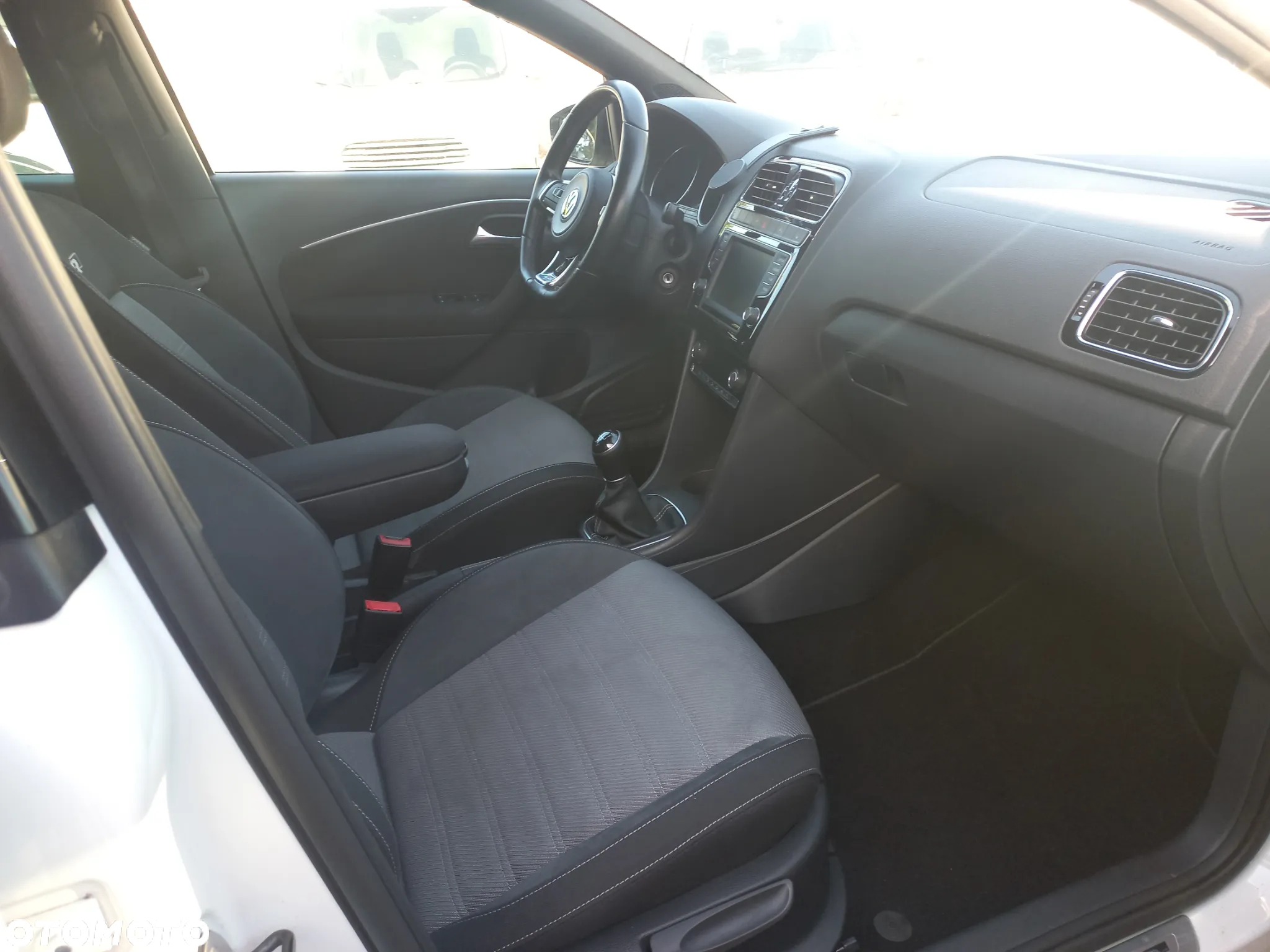 Volkswagen Polo 1.2 TSI (Blue Motion Technology) Highline - 26