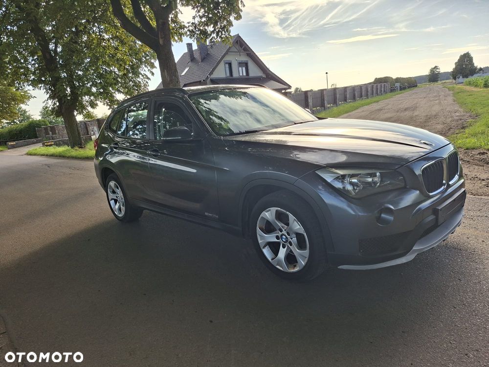BMW X1 sDrive18d xLine - 12
