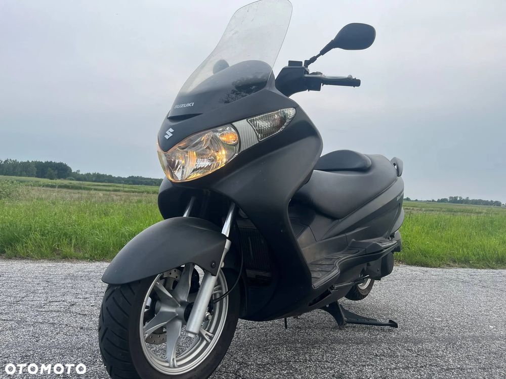 Suzuki Burgman - 1