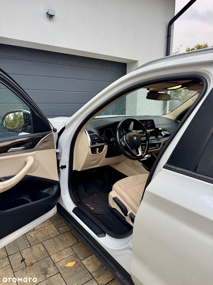 BMW X3 sDrive18d Advantage - 16