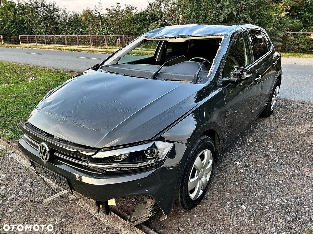 Volkswagen Polo - 2