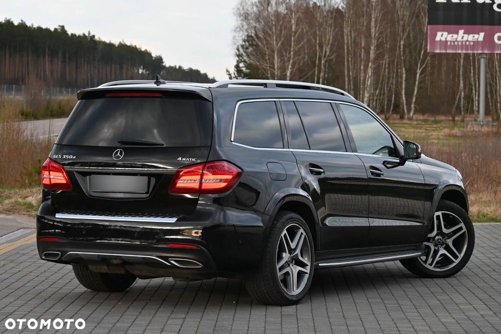 Mercedes-Benz GLS - 14