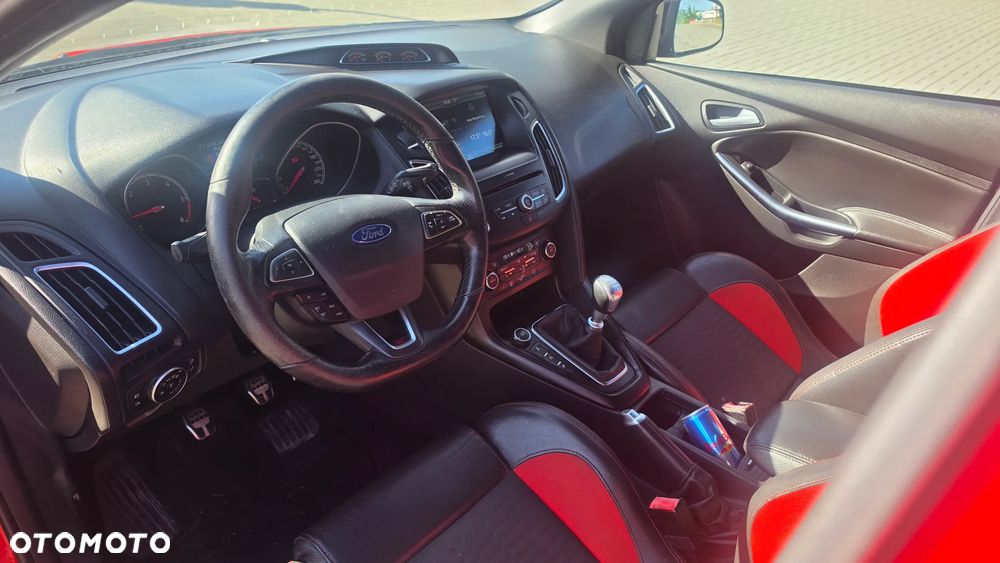 Ford Focus 2.0 TDCi ST-2 - 27