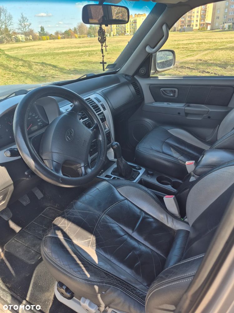 Hyundai Terracan - 3