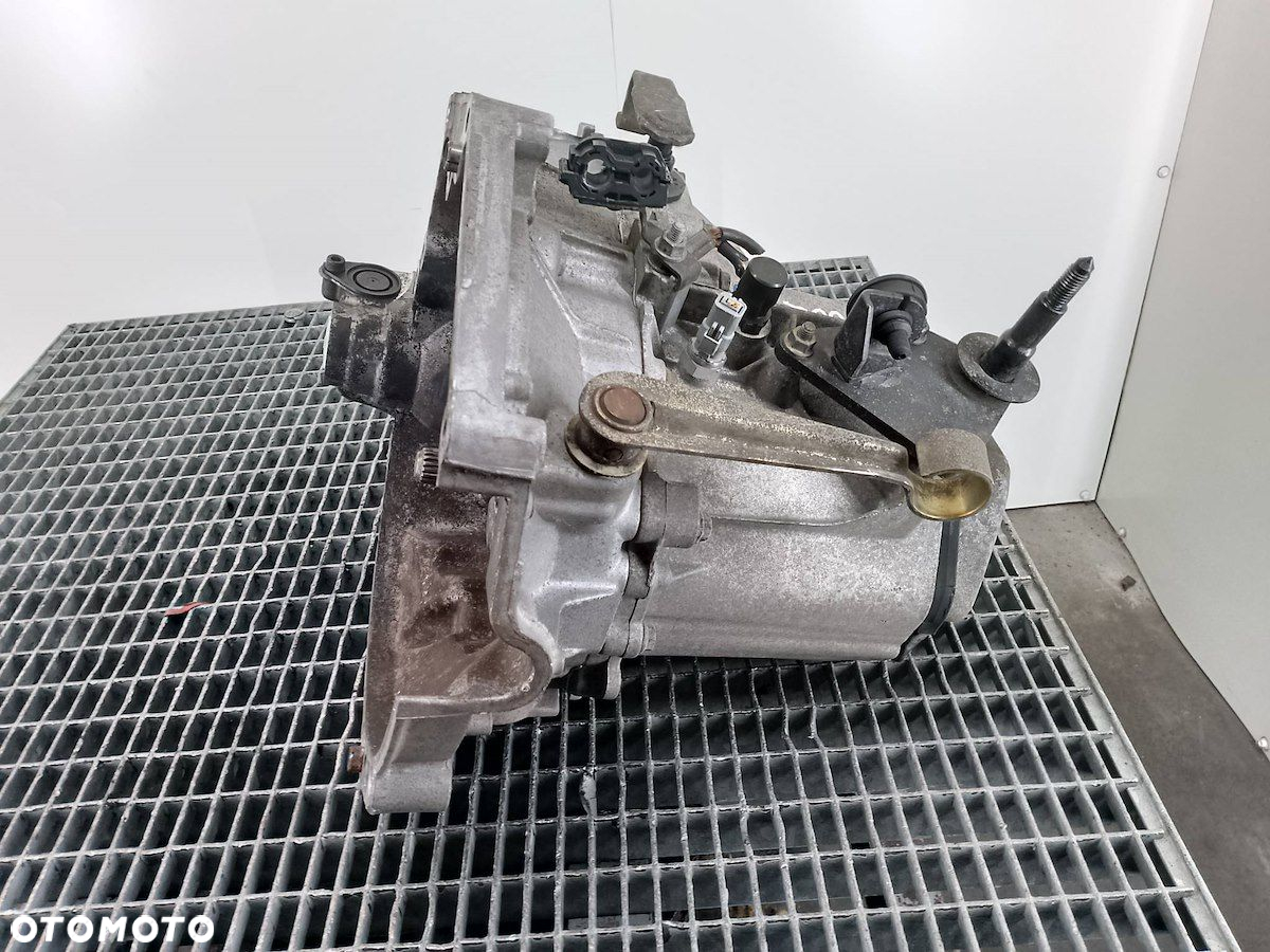 SKRZYNIA BIEGÓW MANUALNA PEUGEOT 206 20CP09 1.4 i 16V - 5