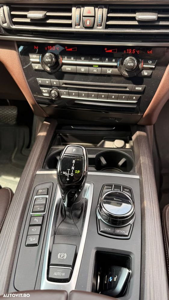 BMW X5 xDrive40d - 19