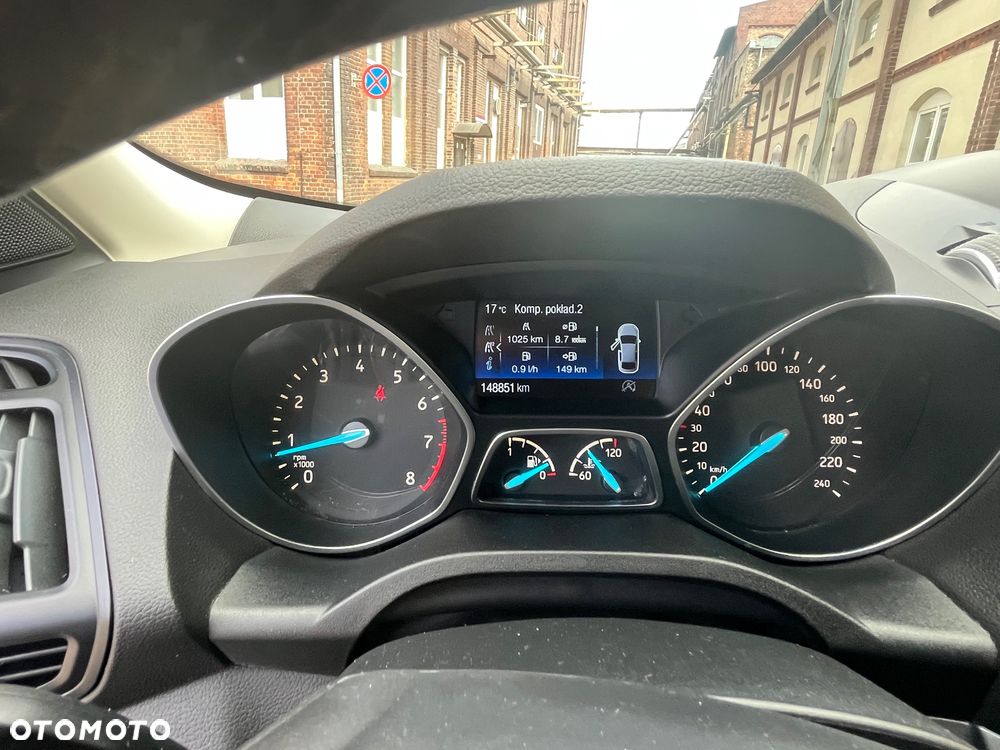 Ford Kuga 1.5 EcoBoost 2x4 Titanium - 25