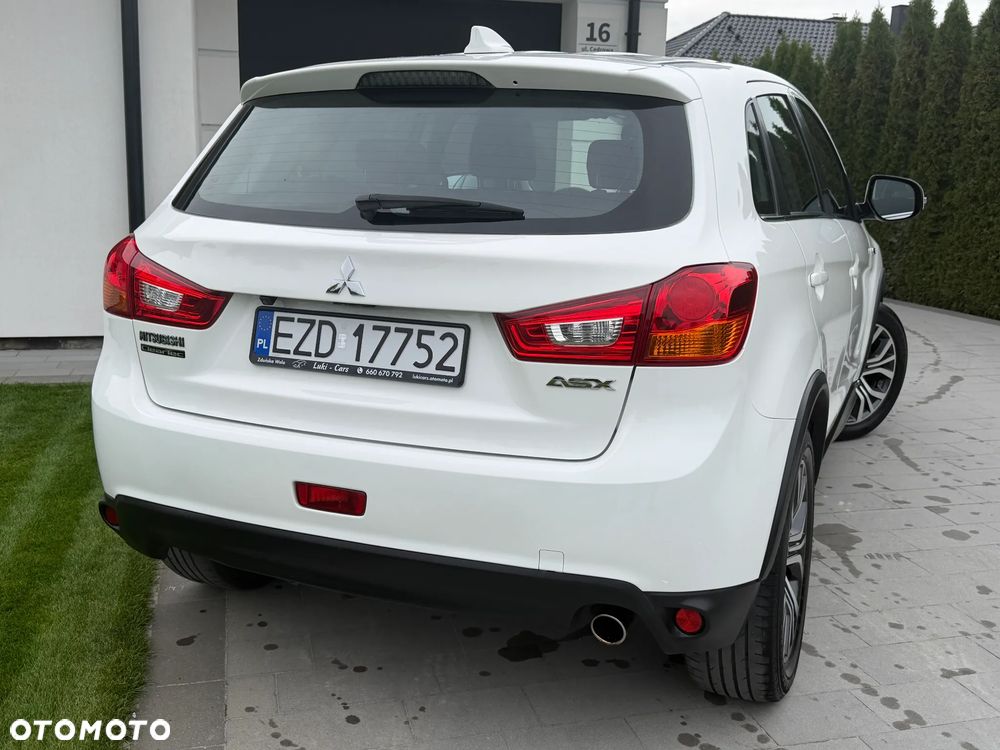 Mitsubishi ASX - 16