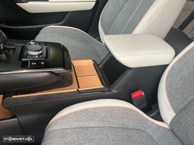 Mazda MX-30 e-SKYACTIV Excellence - 33