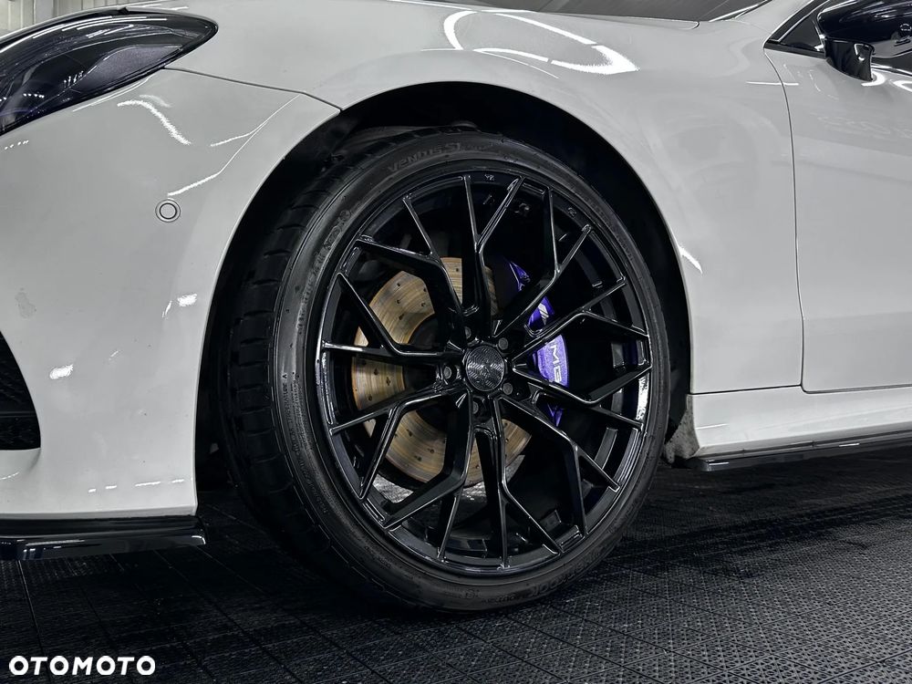 Mercedes-Benz Klasa E 220 d 4Matic 9G-TRONIC AMG Line - 4