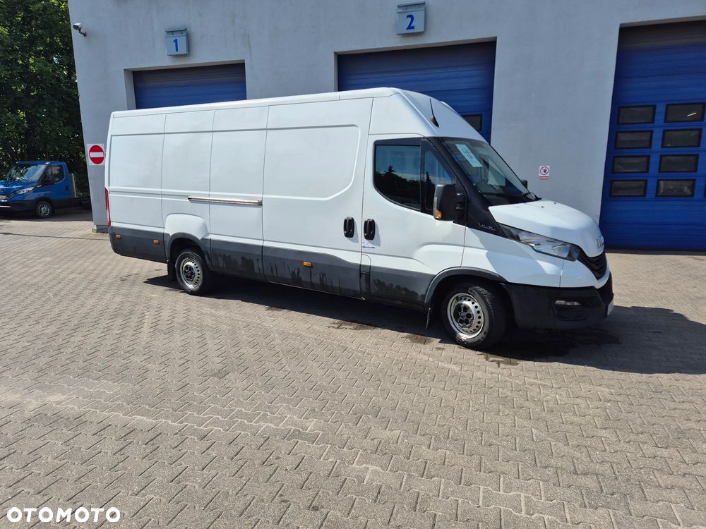 Iveco 35S16V (32724) - 11