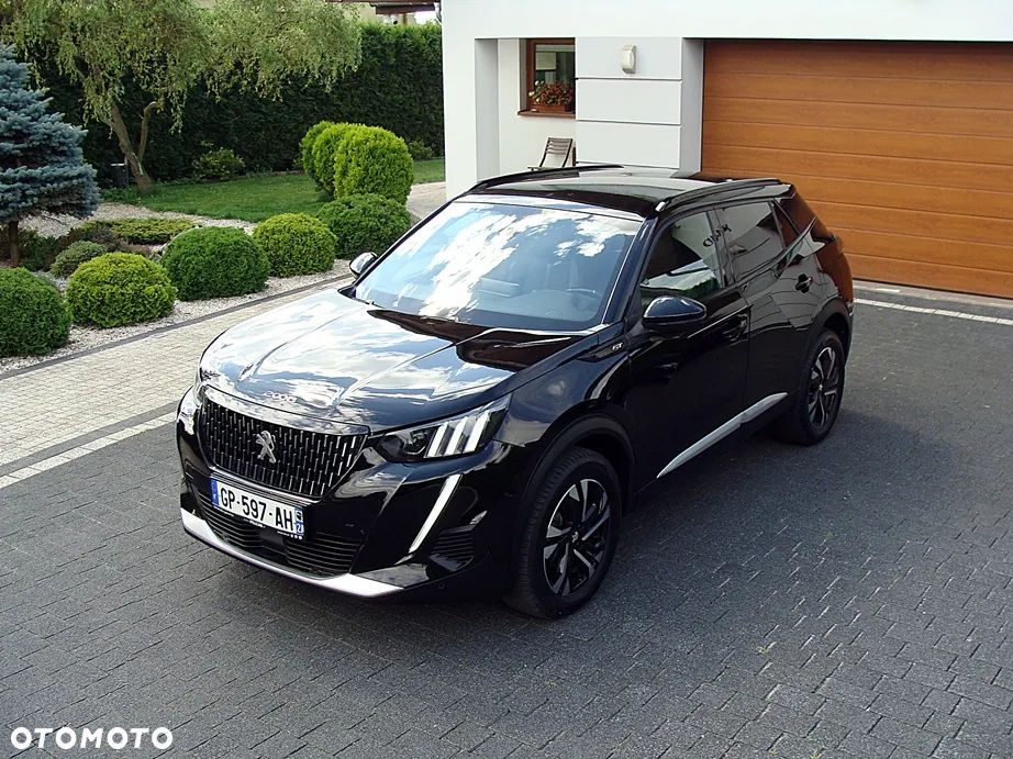 Peugeot 2008 PureTech 130 EAT8 GT - 29