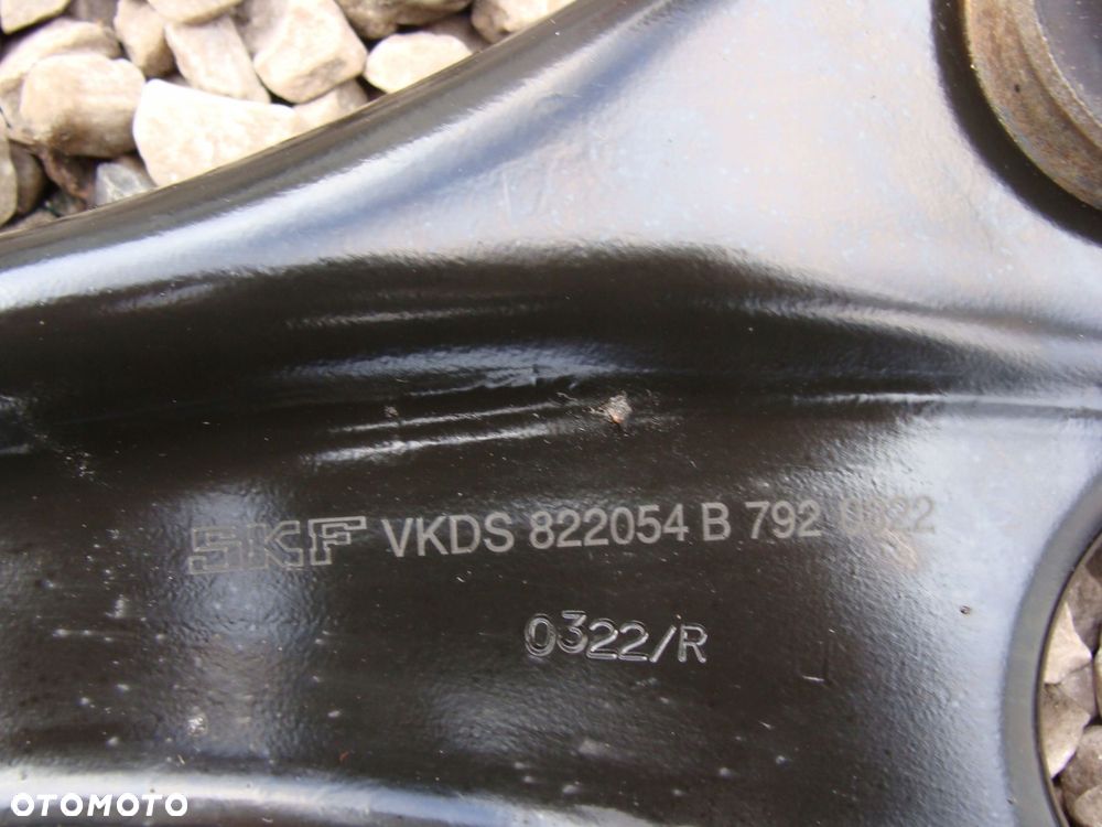 wahacz prawy nissan micra k14 !! - 2