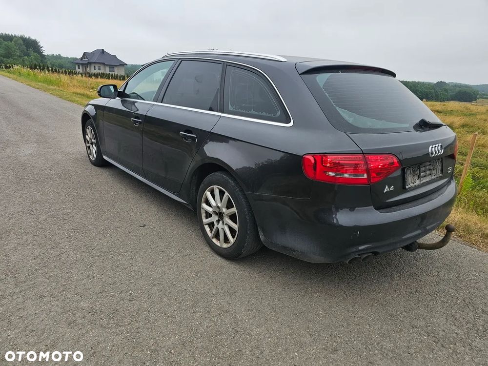 Audi A4 Avant 2.0 TDI DPF clean diesel quattro Ambiente - 12
