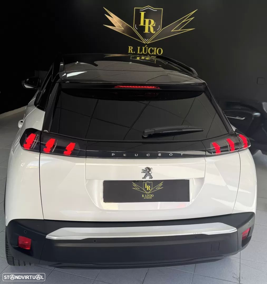Peugeot e-2008 50 kWh GT Line - 10