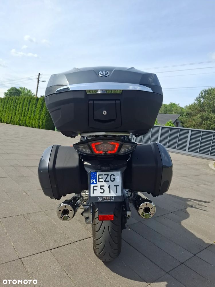 Yamaha FJR - 7